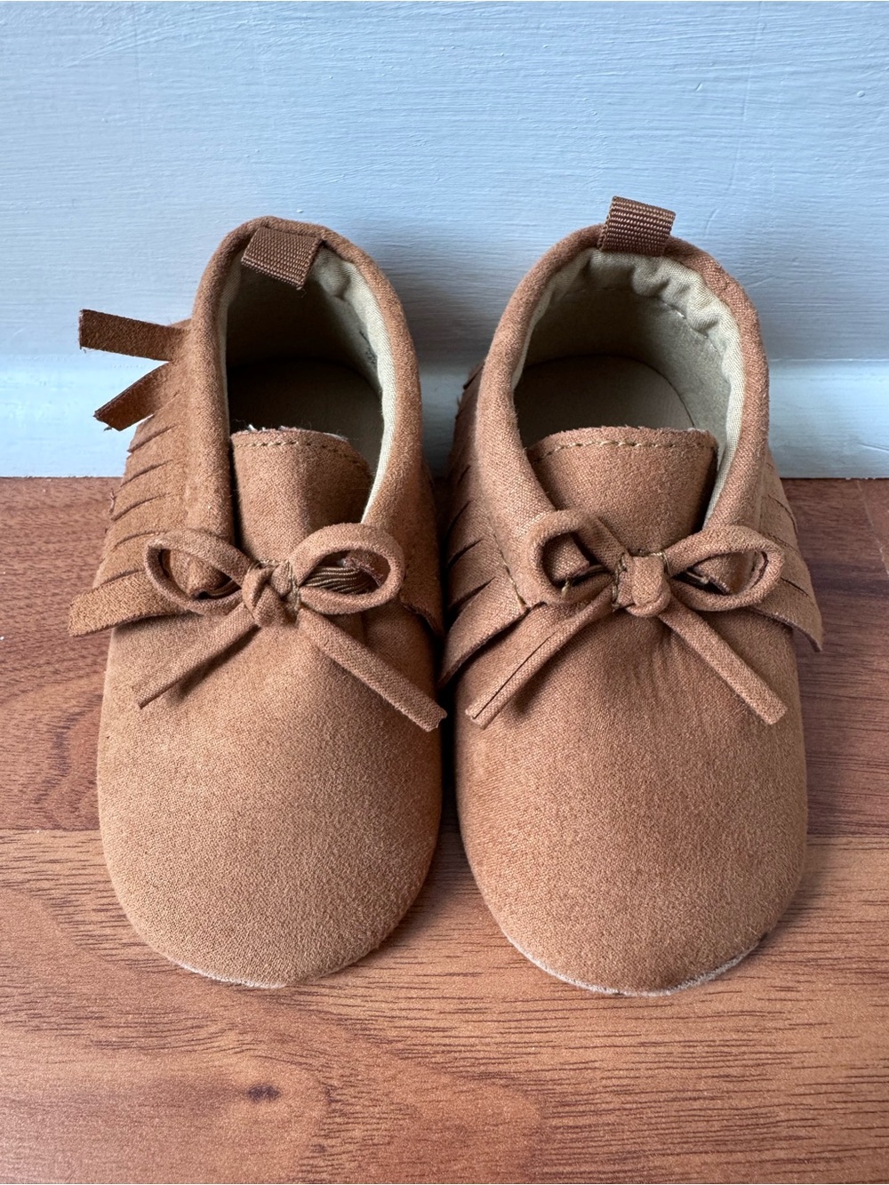 Brown Fringe Baby Booties Size 6-12m